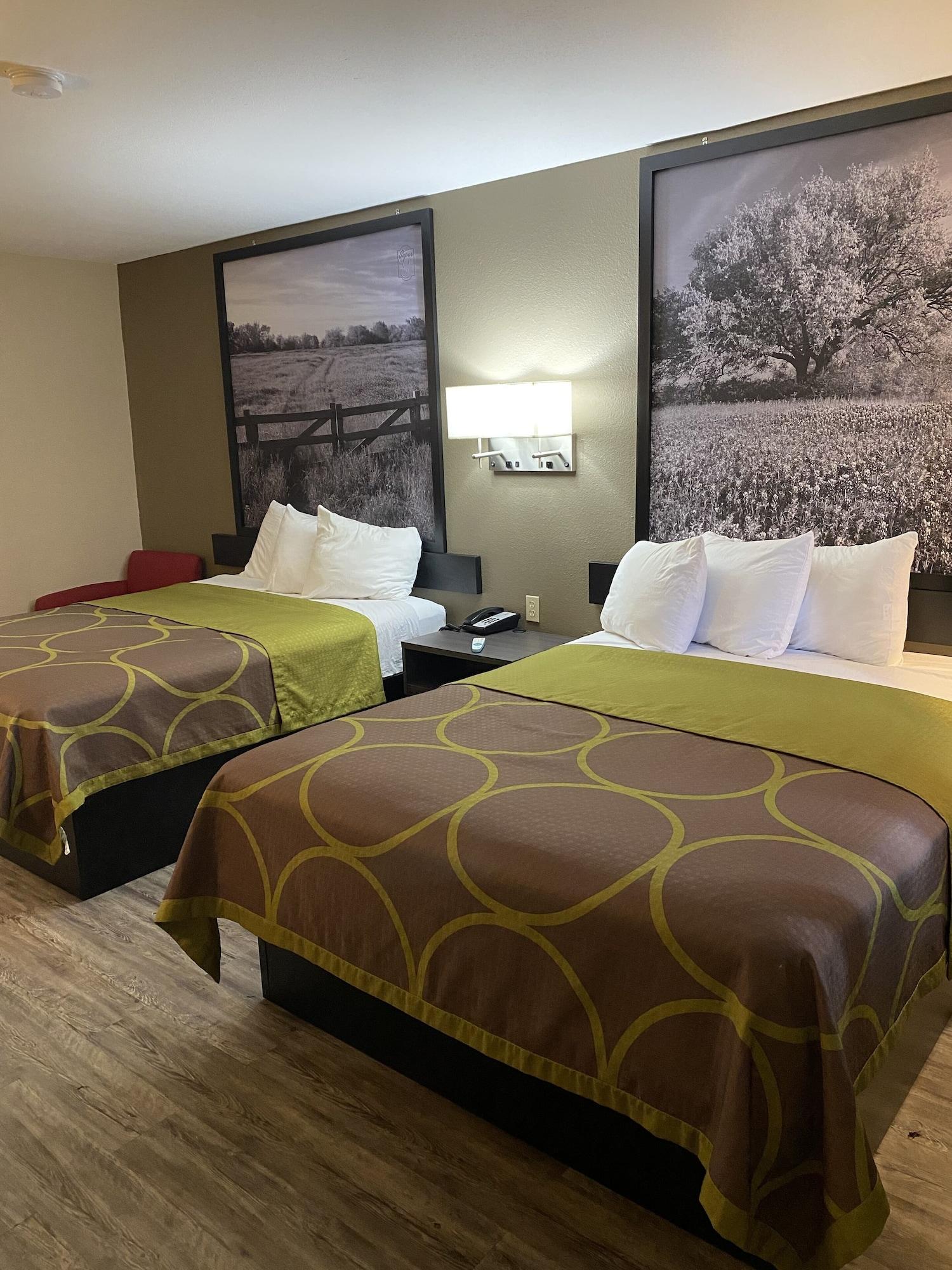 Super 8 By Wyndham Hotel 3*